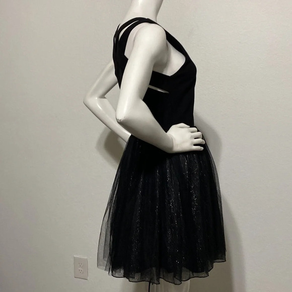Greylin Black & Metallic Tulle/Mesh Cocktail Dress Size M - Picture 9 of 12